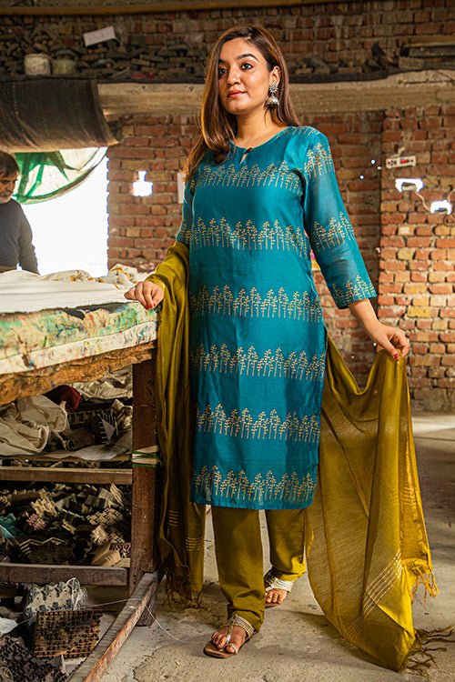 Buy Blue Chanderi Silk Leheriya Shirt Collar Kurta And Pant Set For Women  by Samyukta Singhania Online at Aza Fashions.